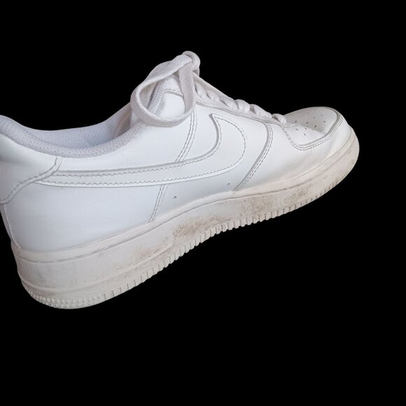 Womens 9 Nike Air Force 1 07 White Low Top Sneakers dd8959-100 - Picture 5 of 10